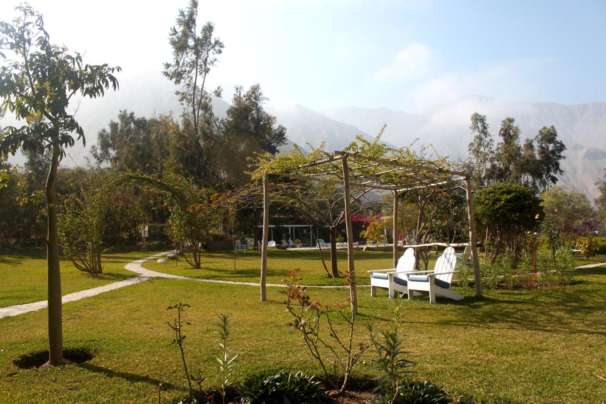 Hotel Los Palomos Lunahuana Exterior photo
